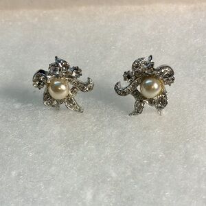 Unique Vintage Screw-on Earrings